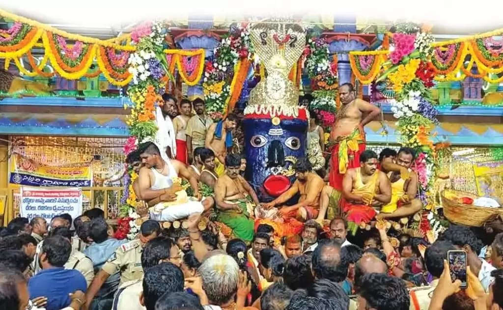 తిరుపతి గంగా జాతర మరియు సమ్మక్క సారలమ్మ జాతర మధ్య సంబంధం