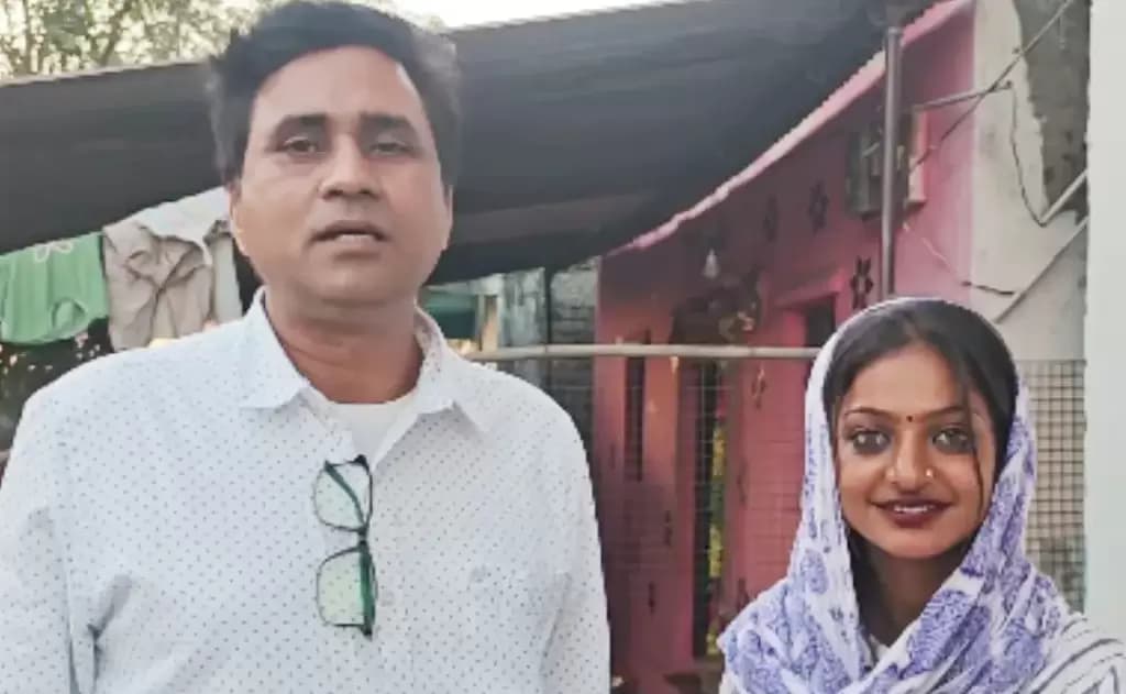 మహా కుంభ్ 2025లో వైరల్ అయిన అమ్మాయి మోనాలిసా, హిందీ చిత్రం 'ది డైరీ ఆఫ్ మణిపూర్'లో నటిస్తోంది — వార్తలు