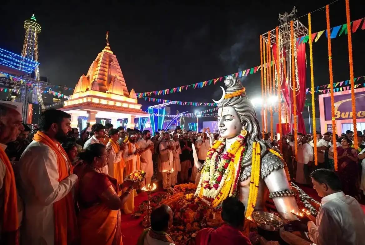 ద్వాదశ జ్యోతిర్లింగ స్తోత్రం: ఆది శంకరాచార్యుల 12 జ్యోతిర్లింగాల పవిత్ర శ్లోకం — పూజలు, శ్లోకాలు, మంత్రాలు