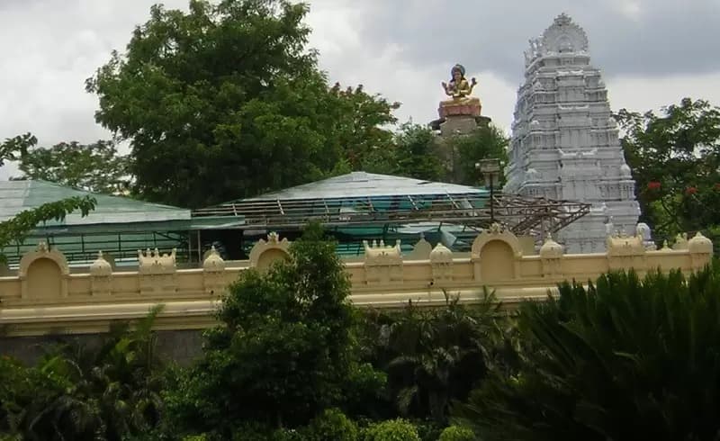 బాసర జ్ఞాన సరస్వతి ఆలయం