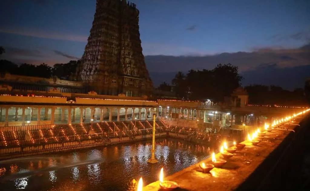 మీనాక్షి అమ్మన్ అలంకార