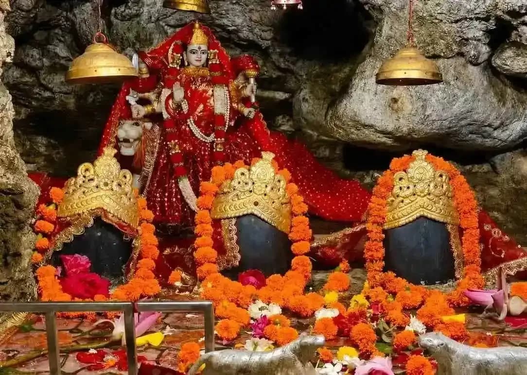 వైష్ణో దేవి ఆలయం, కత్రా — NRI / USA భక్తుల గైడ్ 2026 — ఆలయాలు