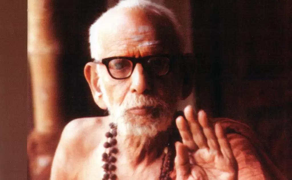 కంచి పరమాచార్య ధార్మిక సేవా ట్రస్ట్ (రి):కంచి శ్రీచరణులు మాహాసమాధి చెందారు