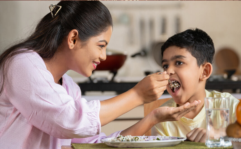 ప్రతి తల్లిదండ్రులు ఈ చలికాలంలో వారి పిల్లలకి తప్పకుండా ఇవ్వాల్సిన ఇమ్యూనిటీ బూస్టర్ కషాయం… — ఆరోగ్యం