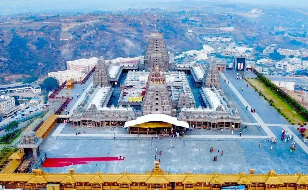 యాదగిరిగుట్ట సురేంద్రపురి ప్రక్కన S. V. S. కాటేజ్ లో ప్రారంభమైన అన్నపూర్ణ బ్రాహ్మణ నిత్య అన్నసత్రము — వార్తలు