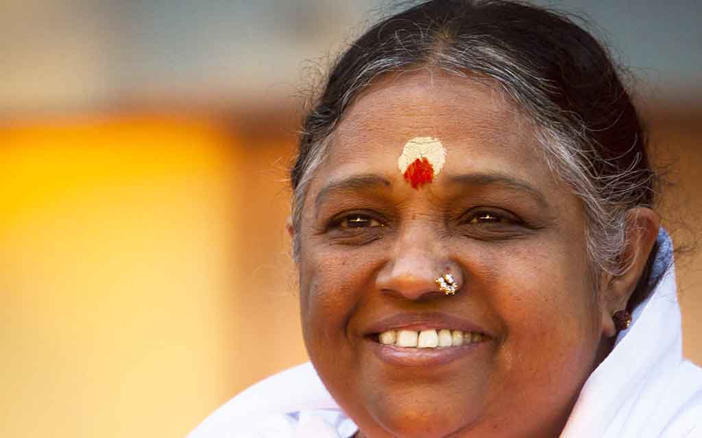 Mata Amritanandamayi (Amma): The Hugging Saint of Compassion – A Devotional Narration of Her Divine Life, Unconditional Love Teachings, and Eternal Legacy — Famous Hindus