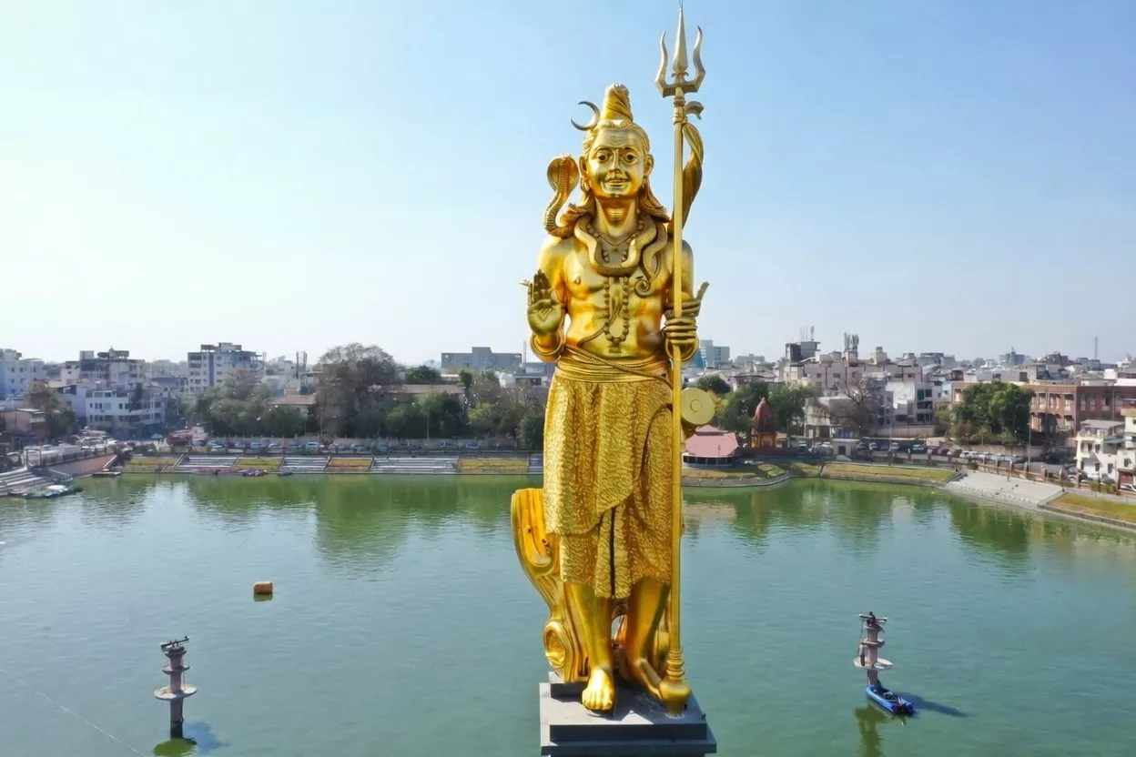 శివరాత్రి ప్రత్యేకం: గుజరాత్‌లో 111 అడుగుల బంగారు శివయ్య — homebanner